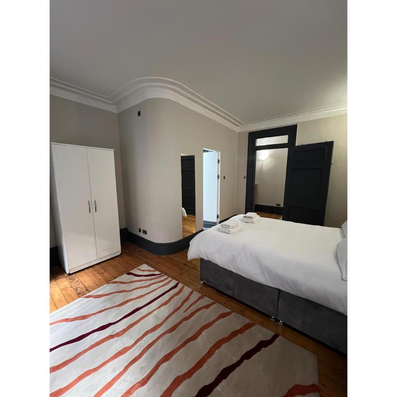 Апартаменты Fabulous 3 Bed Flat Near Edgware Road Station Лондон Экстерьер фото